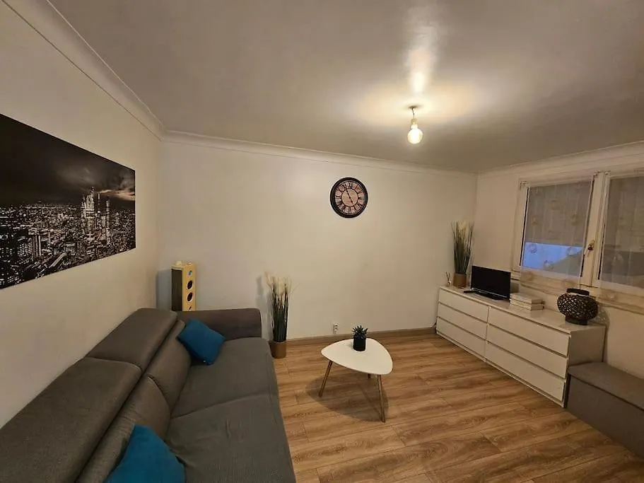 Appartement Proche Aeroport Cdg Vaujours 0*,